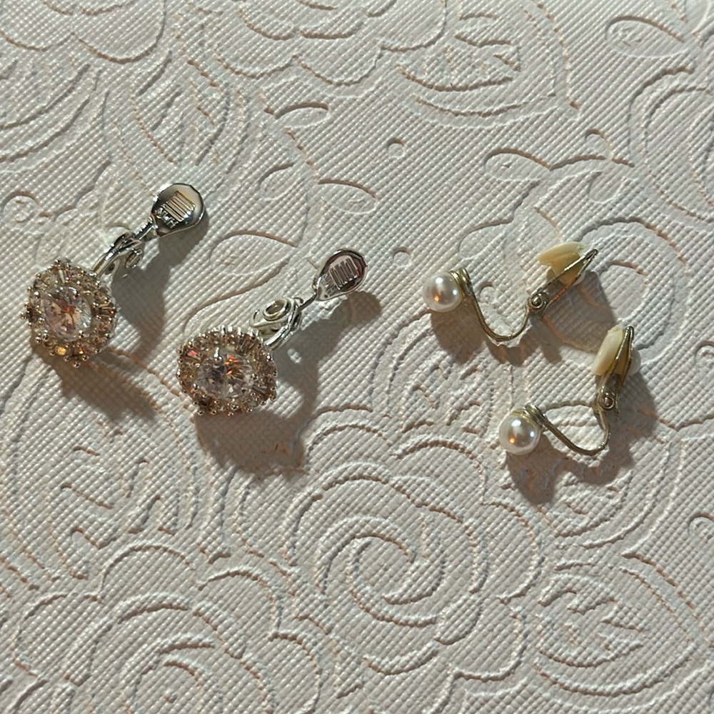 2 pairs Ear clips